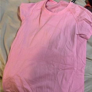 Lululemon swiftly top